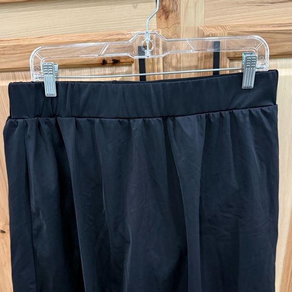 Women’s Trimshaper Black Slimming Swim Skirt Versatile Beach Pool Vacation - Picture 2 of 9